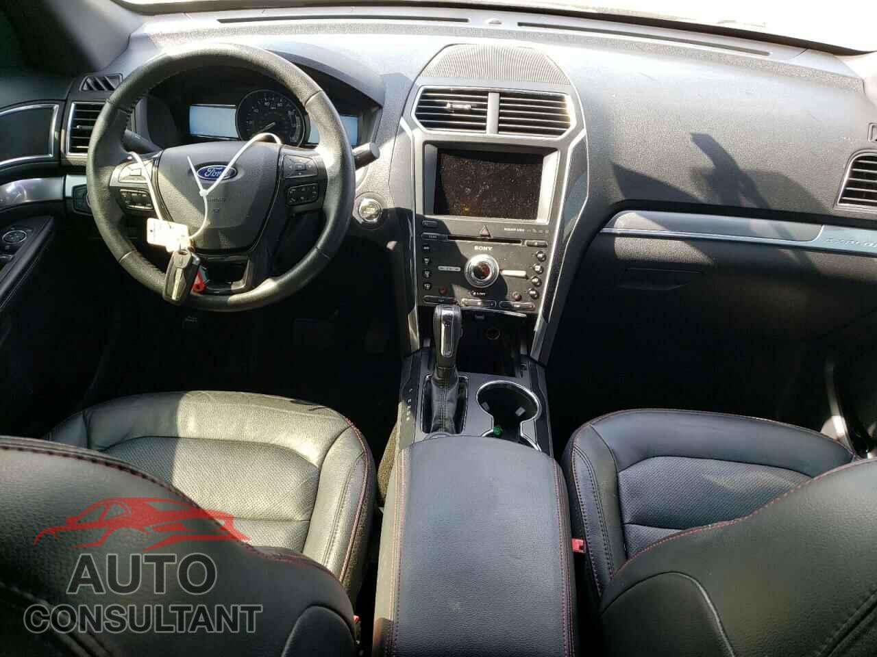 FORD EXPLORER 2018 - 1FM5K8GT7JGB51775