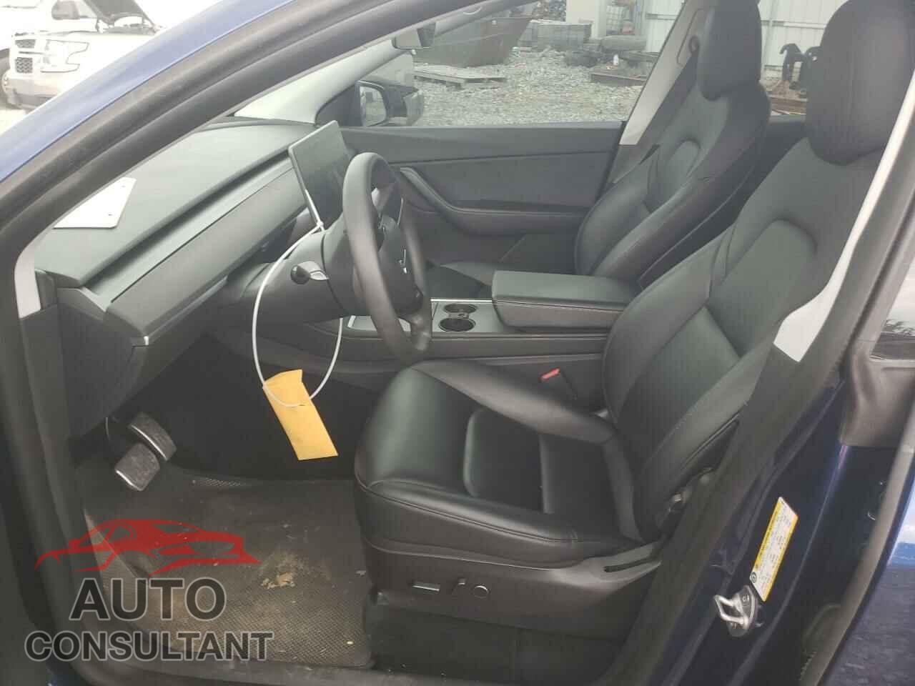 TESLA MODEL Y 2021 - 5YJYGDEE8MF190812