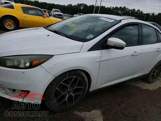 FORD FOCUS 2017 - 1FADP3H22HL249176