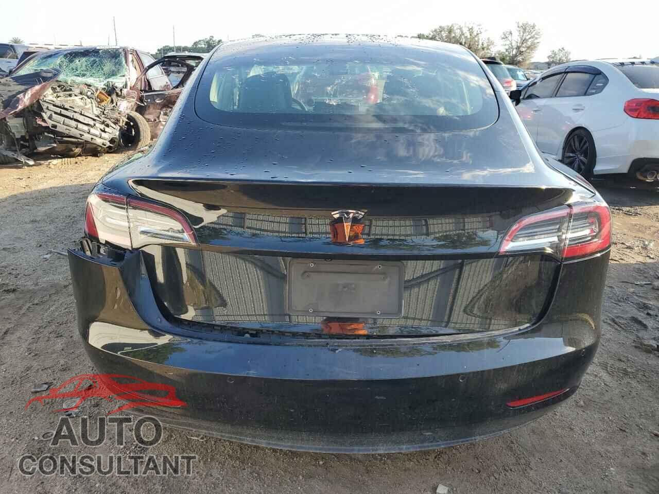TESLA MODEL 3 2019 - 5YJ3E1EA1KF296754