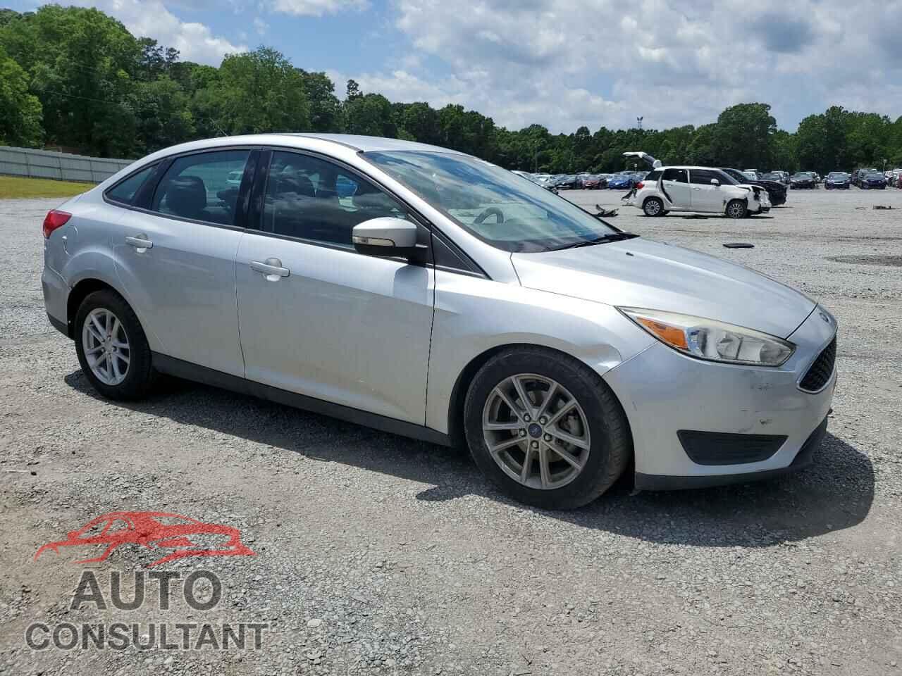FORD FOCUS 2017 - 1FADP3F20HL337369
