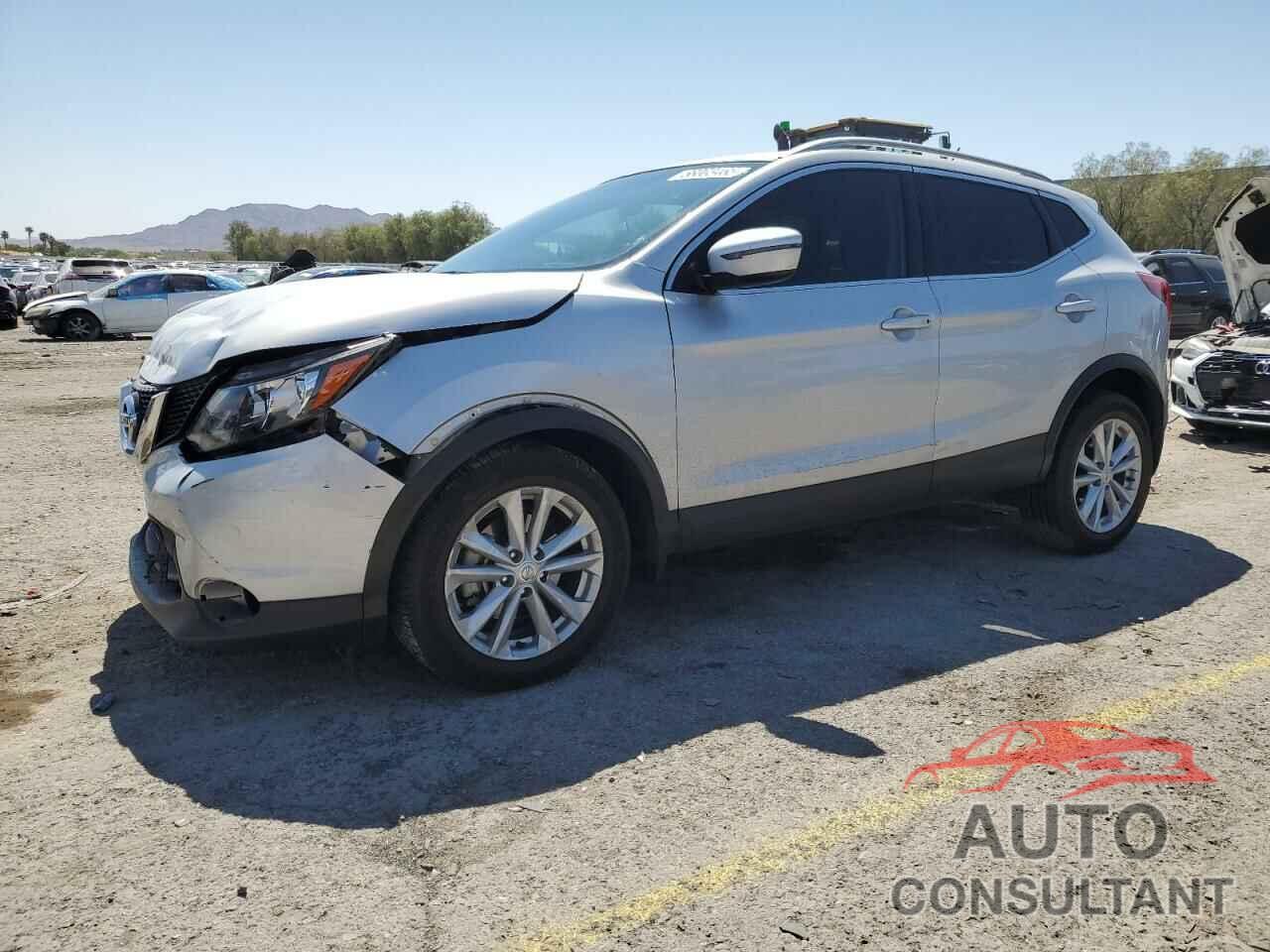 NISSAN ROGUE 2017 - JN1BJ1CP1HW034982