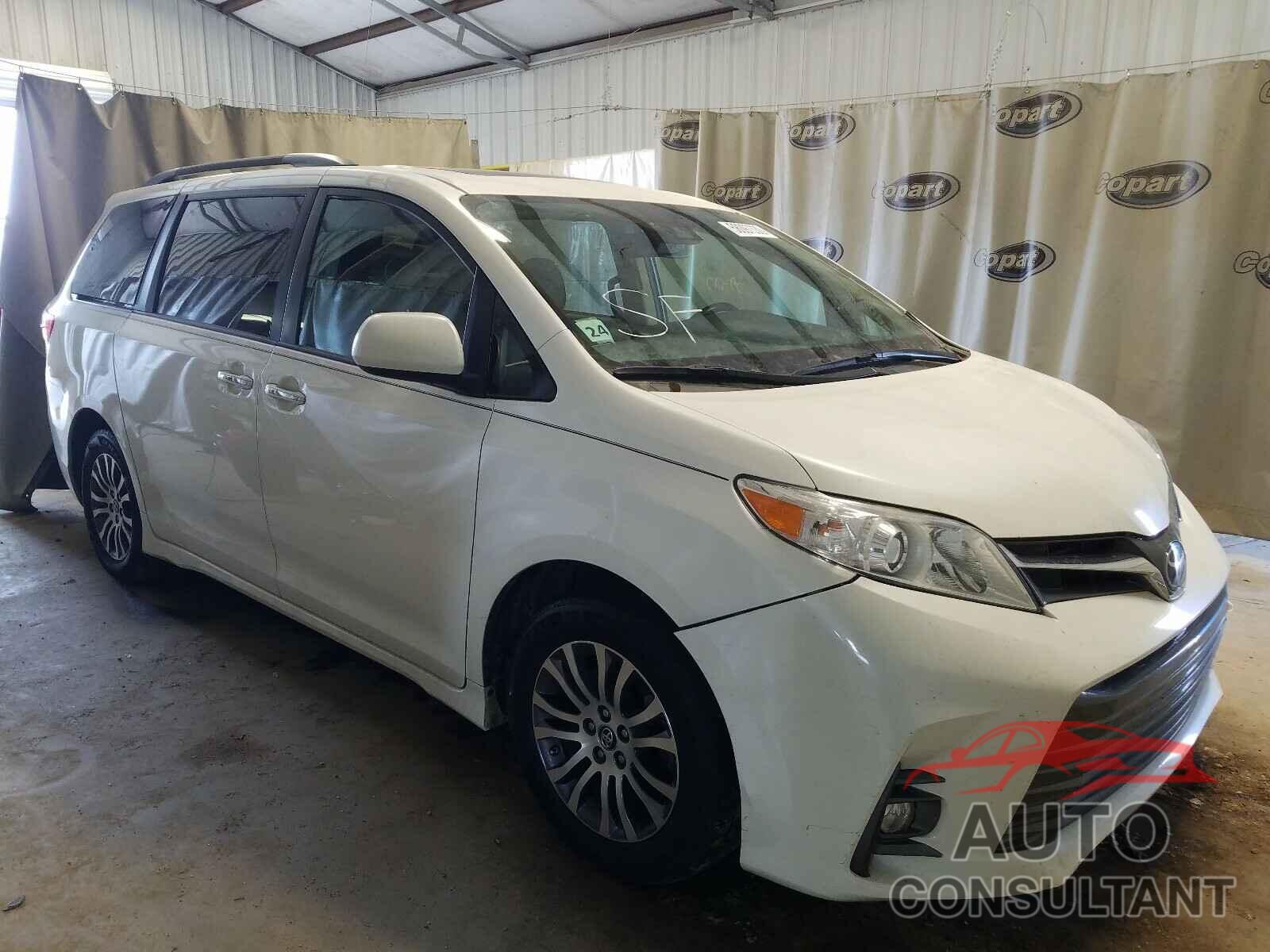 TOYOTA SIENNA 2018 - 5TDYZ3DC2JS903800