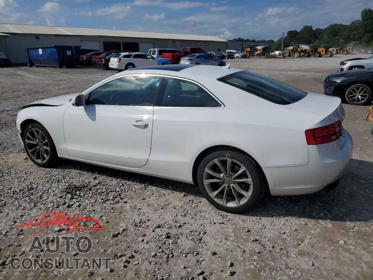 AUDI A5 2014 - WAUCFAFR8EA044429