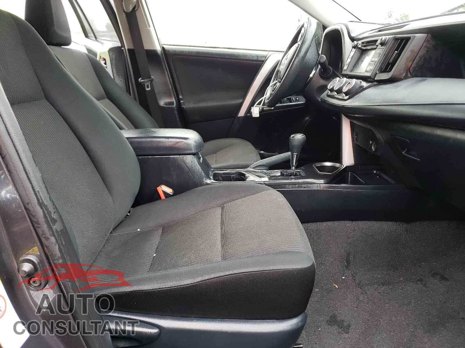 TOYOTA RAV4 2017 - JTMBFREV7HJ128564