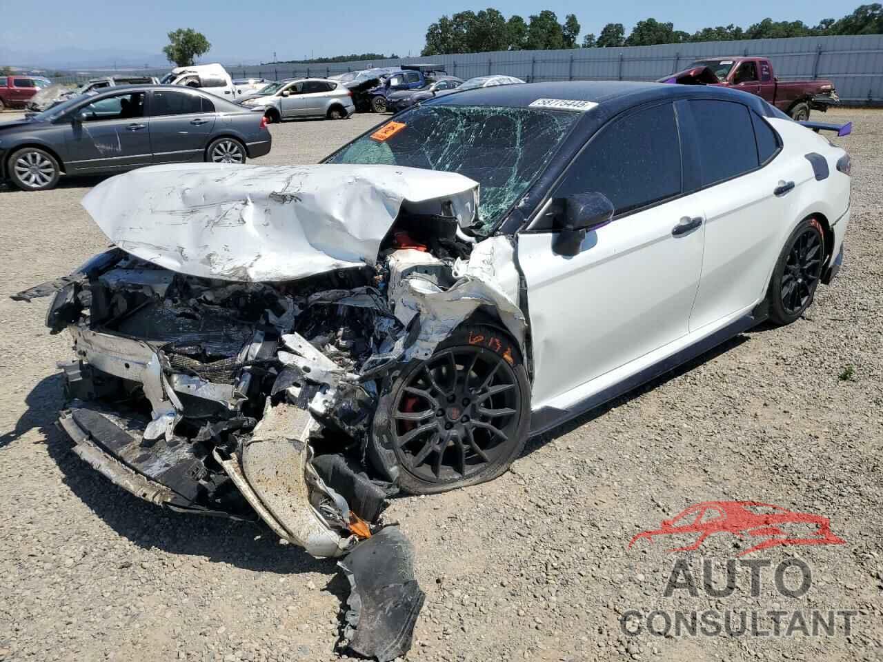 TOYOTA CAMRY 2022 - 4T1KZ1AK2NU060667