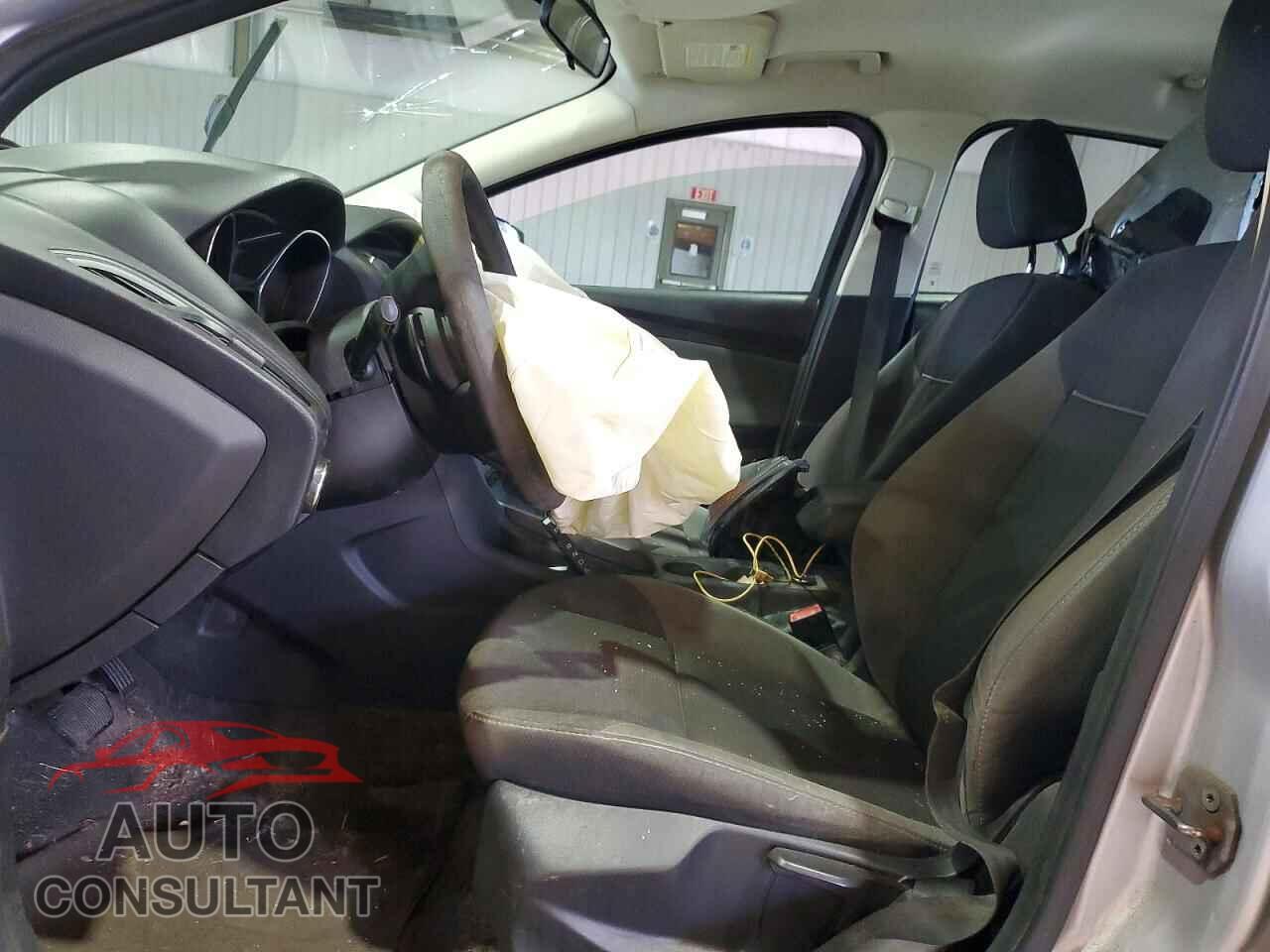 FORD FOCUS 2012 - 1FAHP3F27CL217059