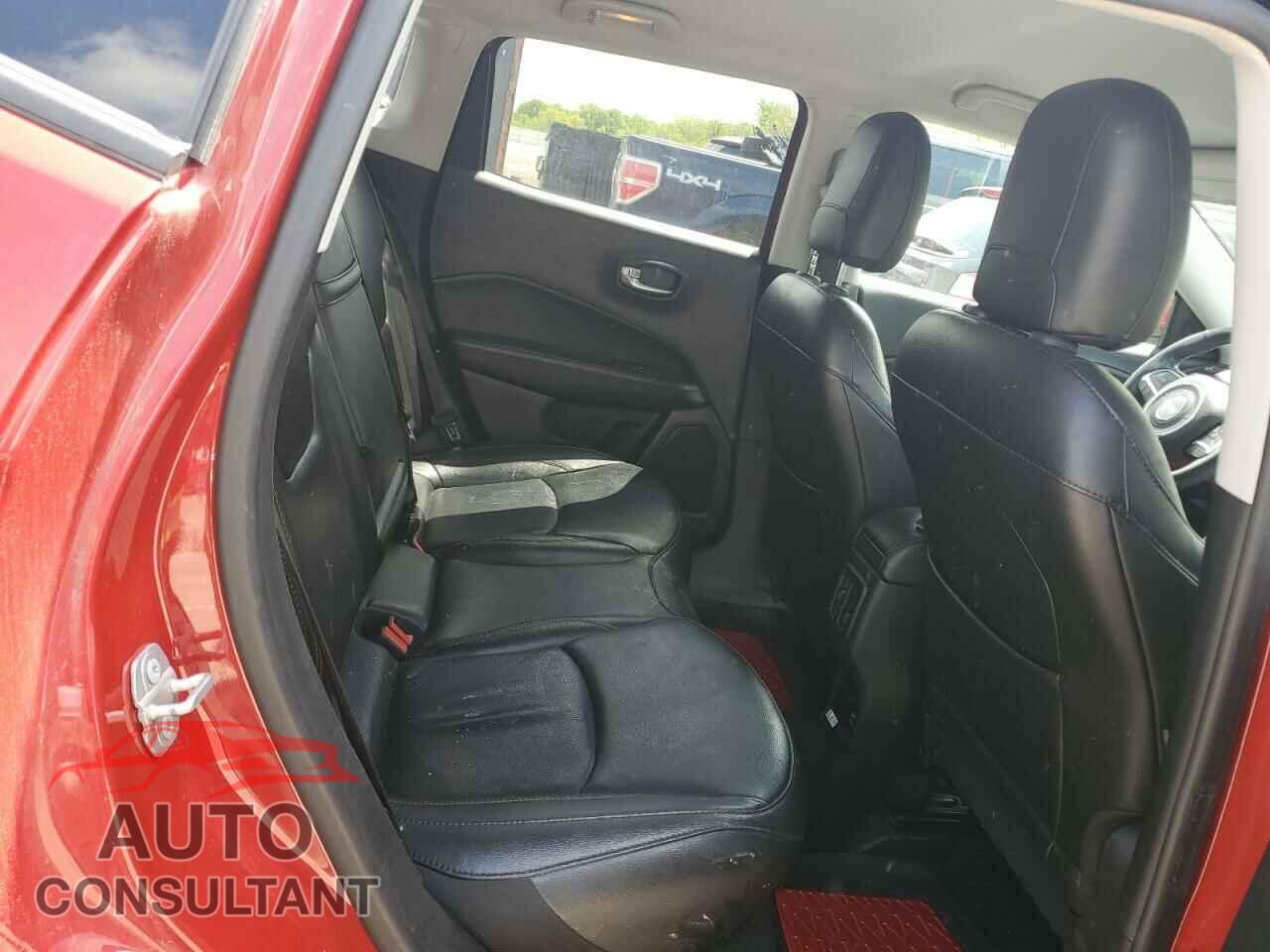JEEP COMPASS 2019 - 3C4NJDCB4KT723251