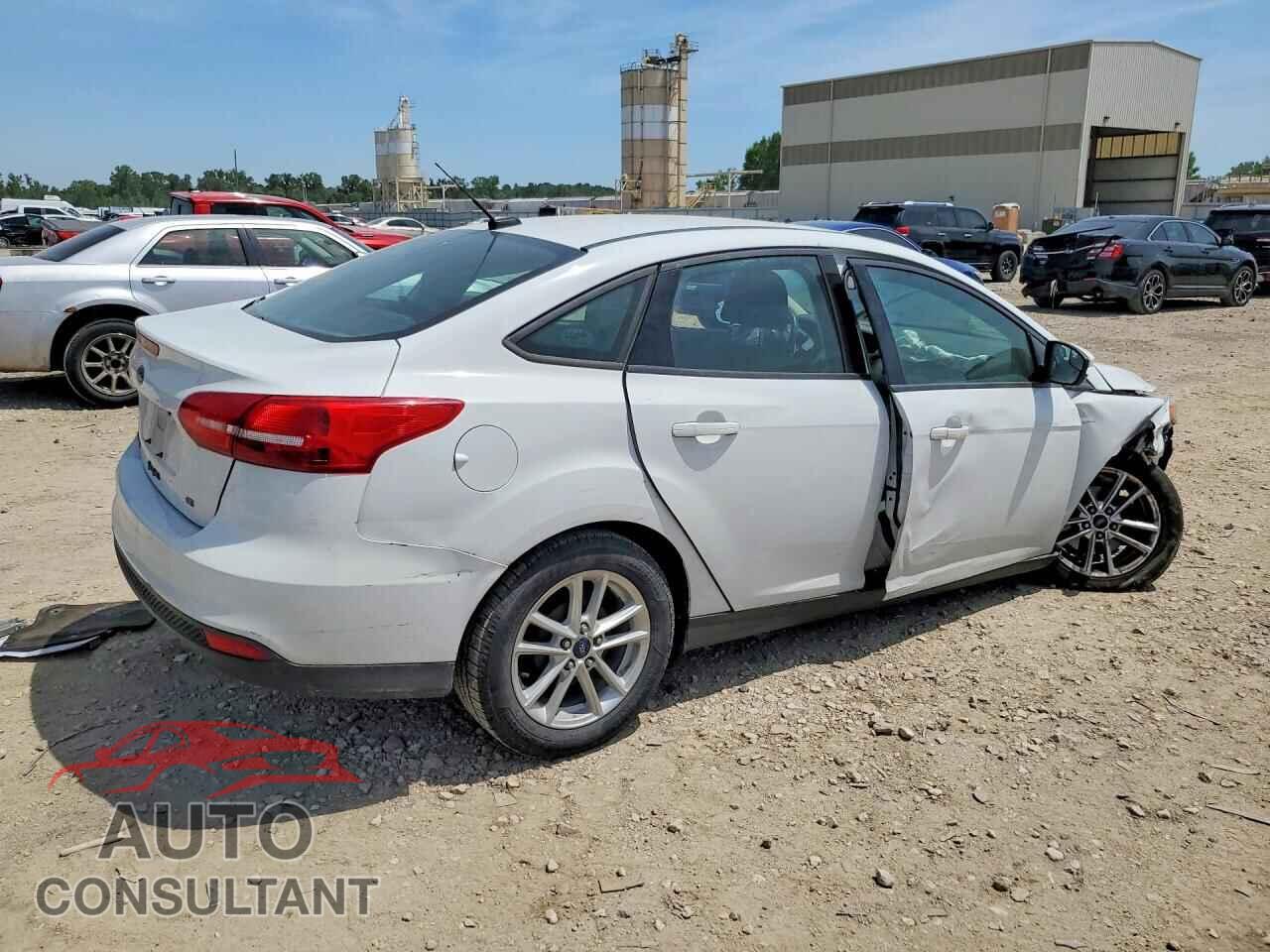 FORD FOCUS 2017 - 1FADP3F23HL254261