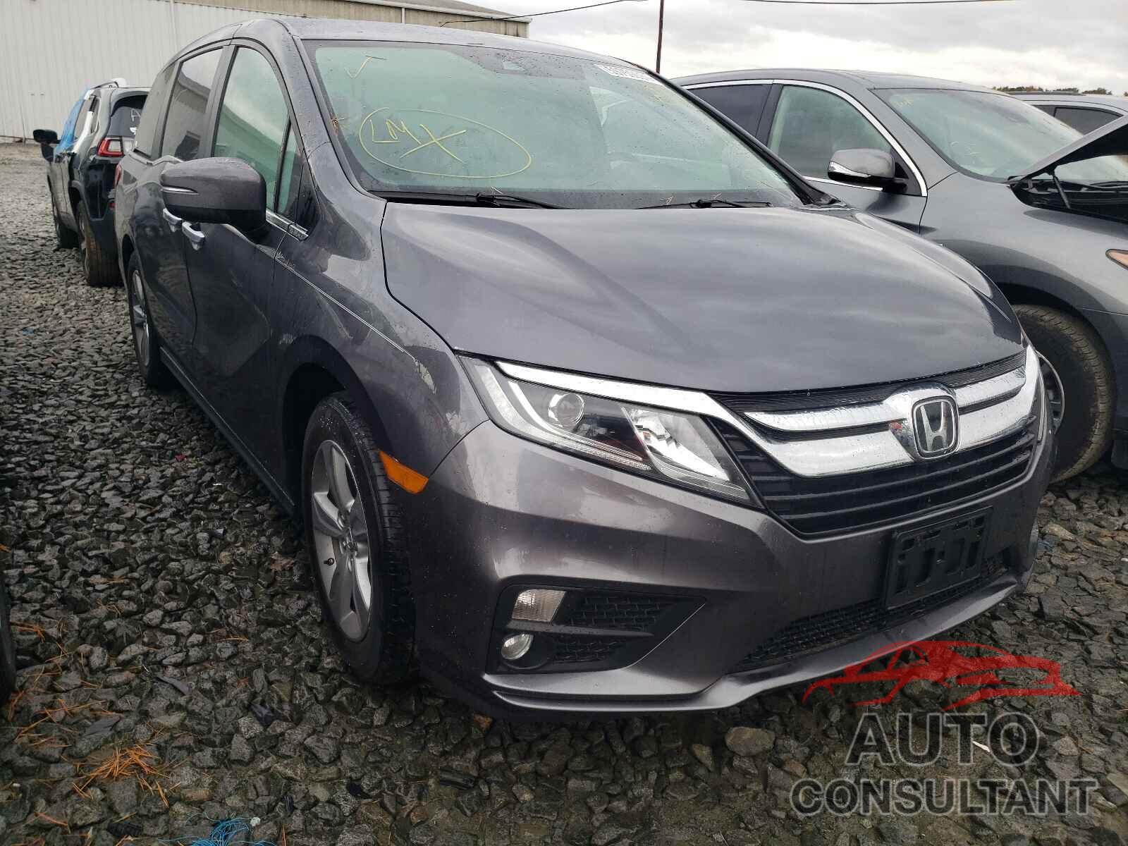 HONDA ODYSSEY 2018 - 5FNRL6H58JB083553