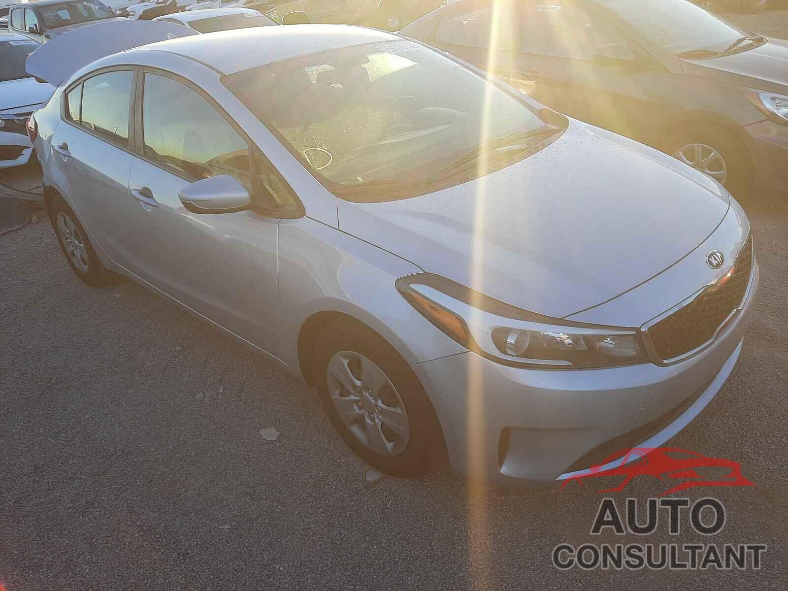 KIA FORTE 2017 - 3KPFK4A78HE049859