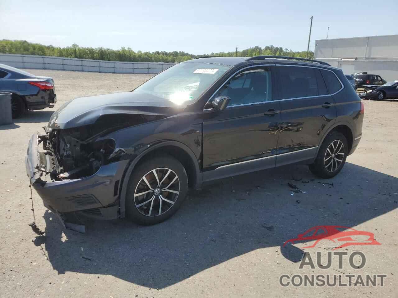 VOLKSWAGEN TIGUAN 2021 - 3VV3B7AX7MM077142
