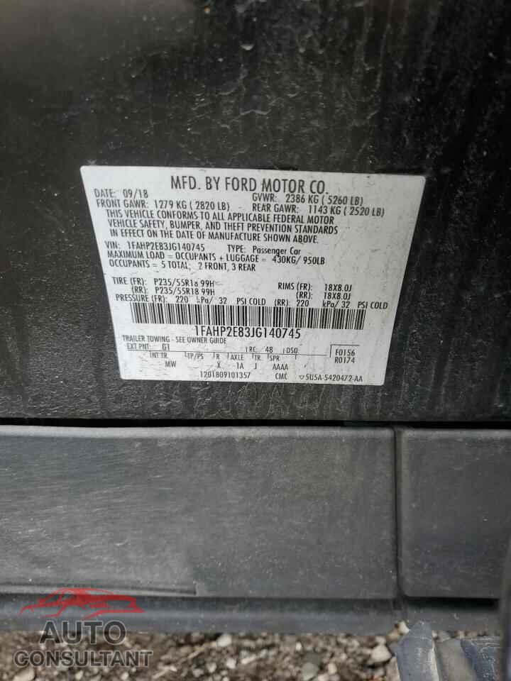 FORD TAURUS 2018 - 1FAHP2E83JG140745