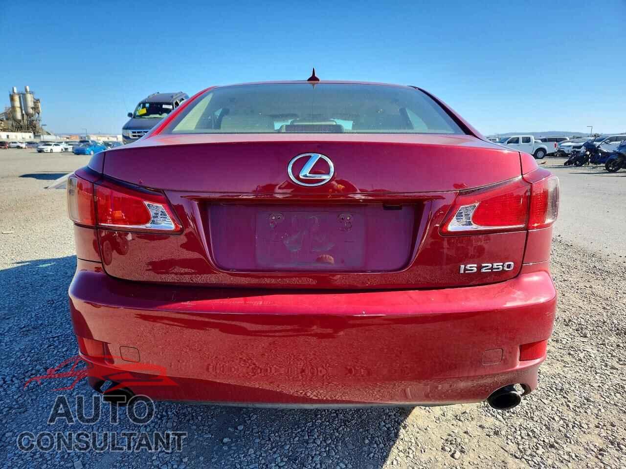 LEXUS IS 2012 - JTHBF5C2XC5172737