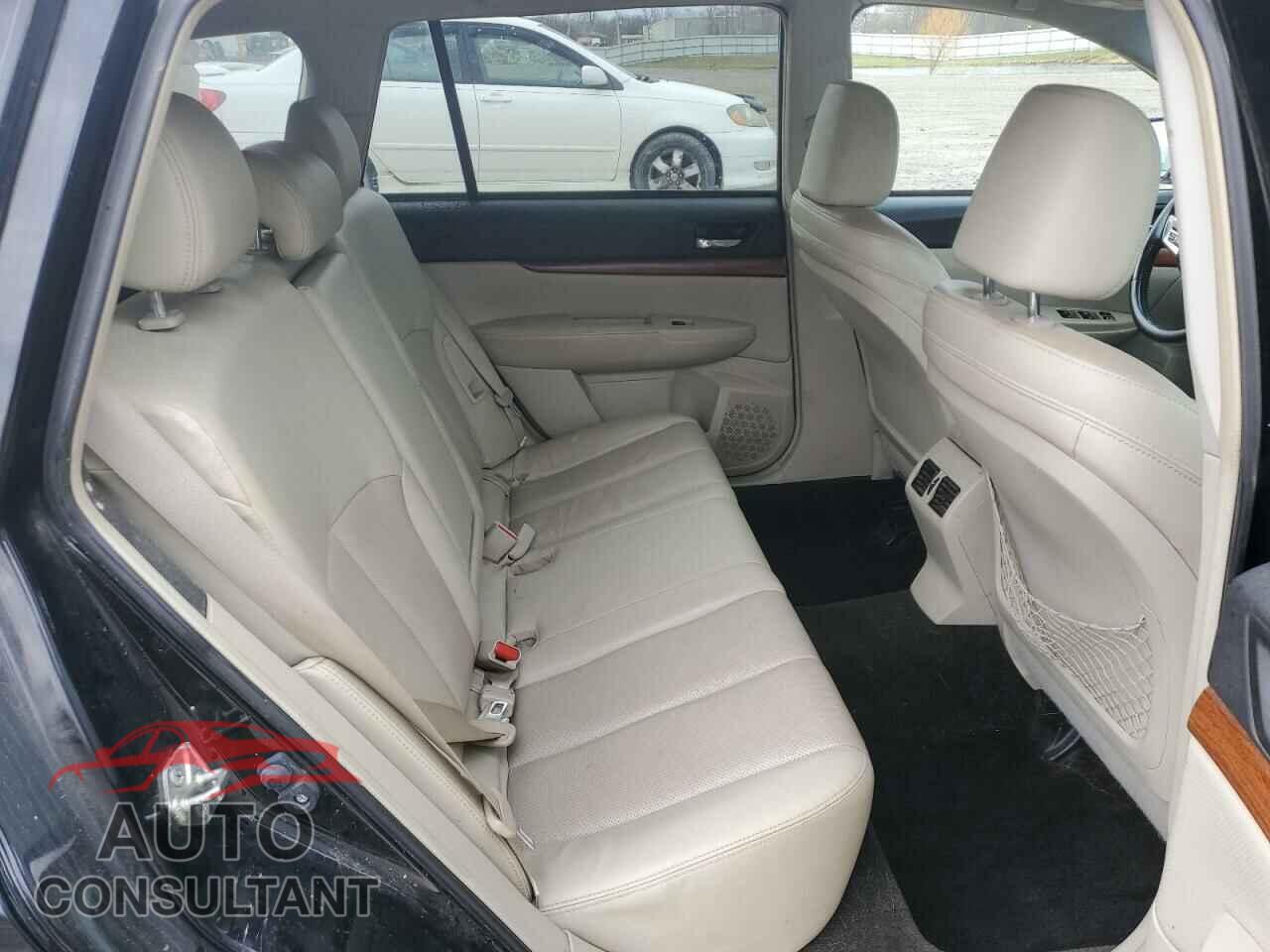 SUBARU OUTBACK 2014 - 4S4BRBLC8E3249115