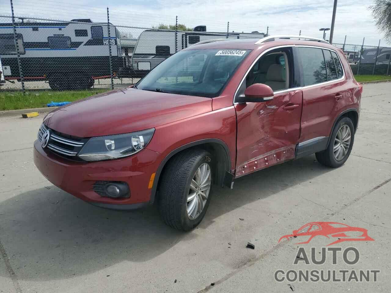 VOLKSWAGEN TIGUAN 2013 - WVGBV3AX5DW088677