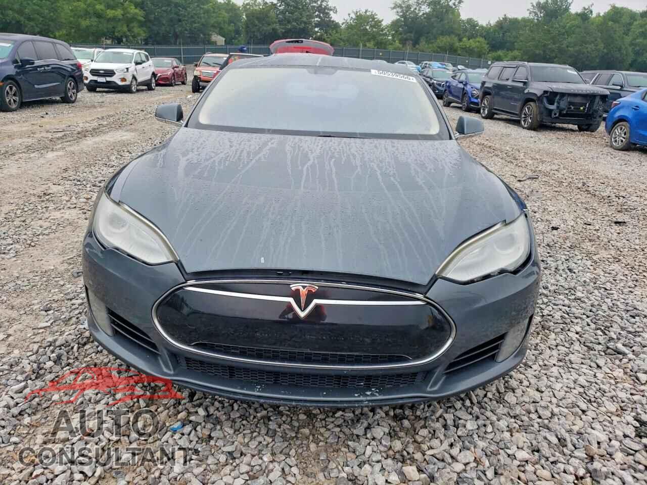 TESLA MODEL S 2013 - 5YJSA1AC2DFP10190
