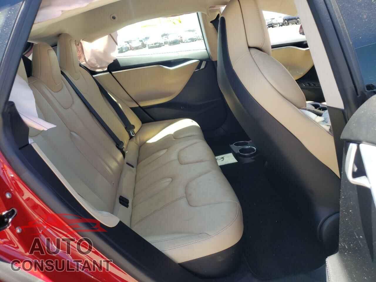 TESLA MODEL S 2017 - 5YJSA1E25HF199758