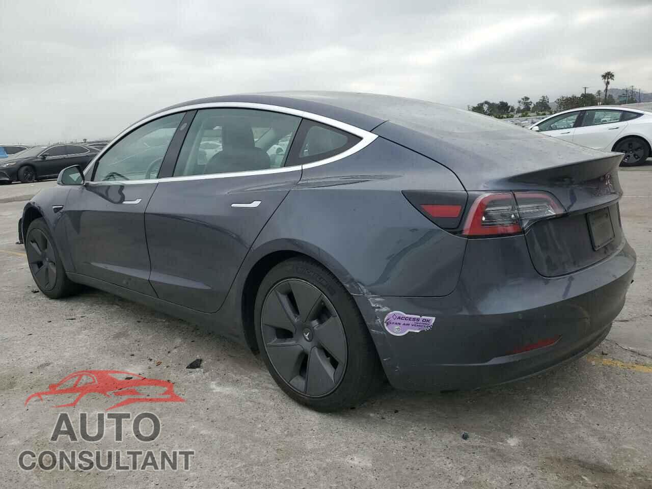 TESLA MODEL 3 2018 - 5YJ3E1EA5JF158388
