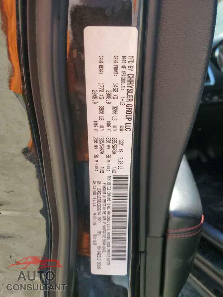 DODGE DURANGO 2013 - 1C4SDJCT8DC676774