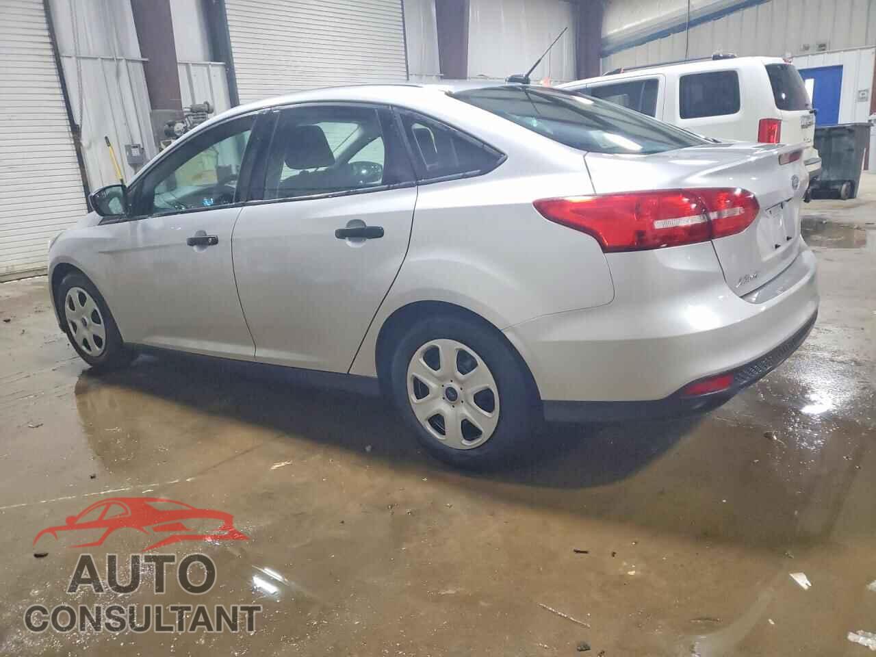 FORD FOCUS 2015 - 1FADP3E21FL322782