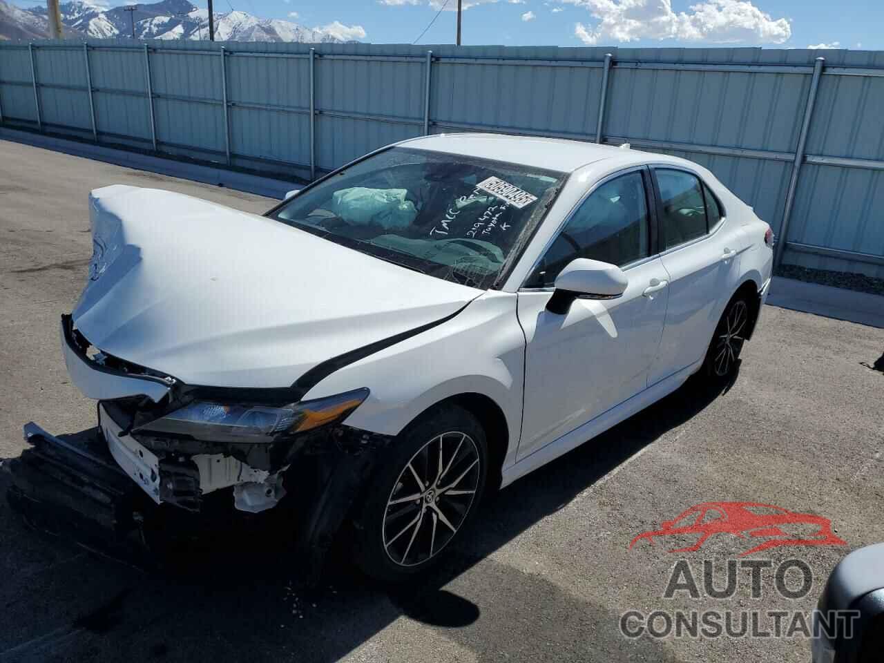 TOYOTA CAMRY 2024 - 4T1G11AK1RU219472