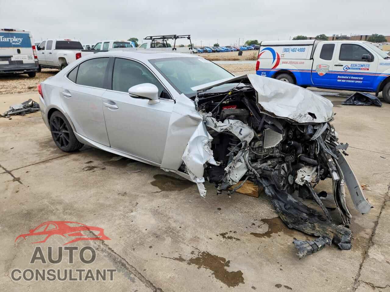 LEXUS IS 2014 - JTHBE1D26E5002274