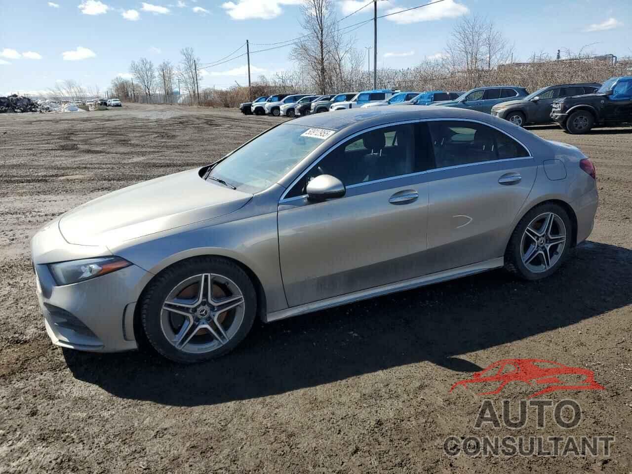 MERCEDES-BENZ A-CLASS 2019 - WDD3G4FBXKW009707