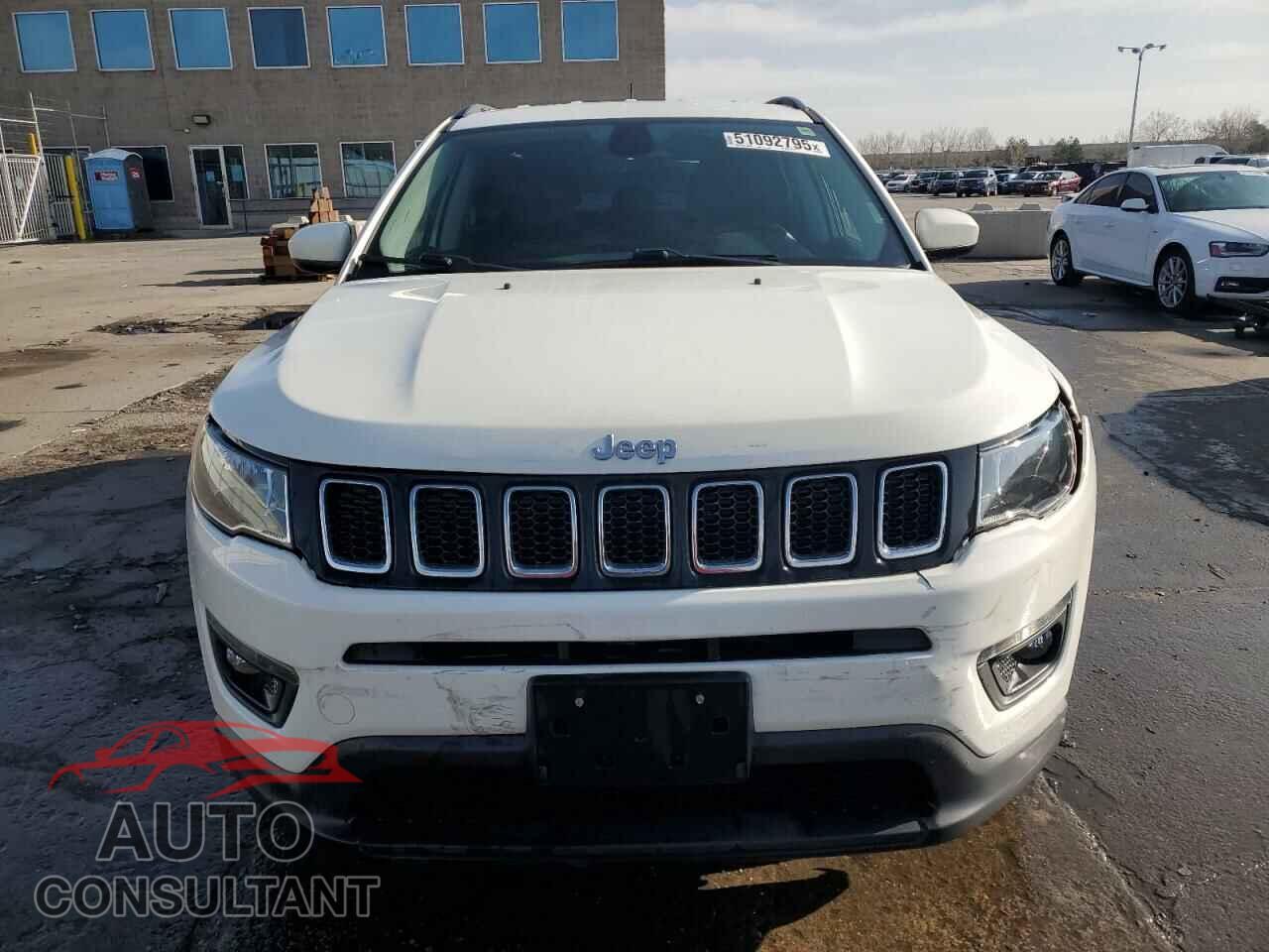 JEEP COMPASS 2017 - 3C4NJDBB6HT693017