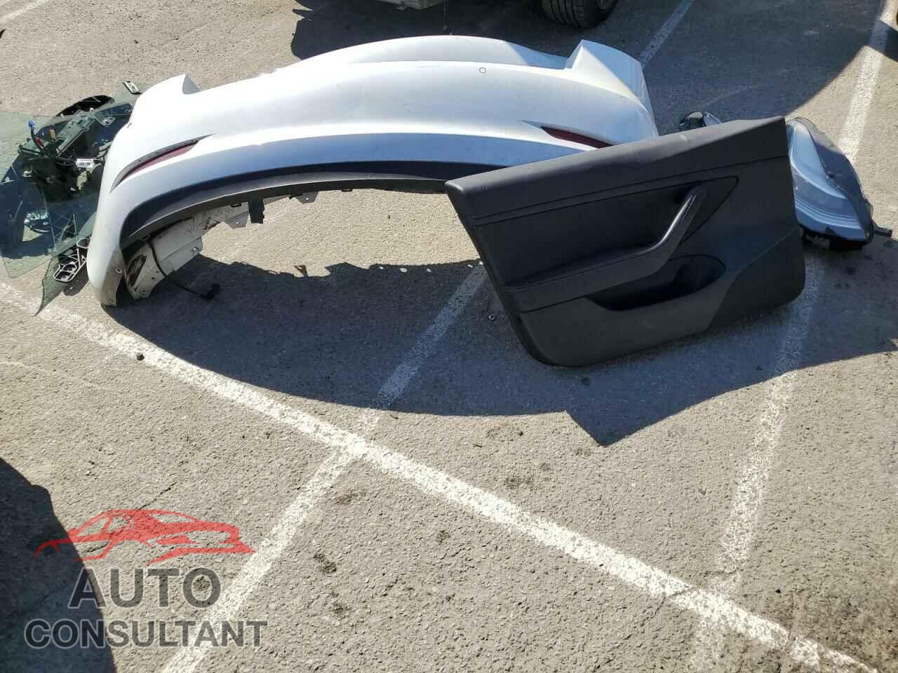 TESLA MODEL 3 2020 - 5YJ3E1EA4LF631538
