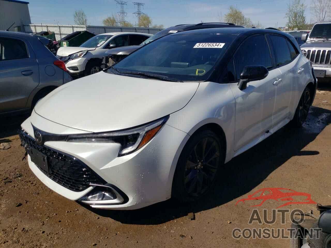 TOYOTA COROLLA 2023 - JTNC4MBE9P3211560