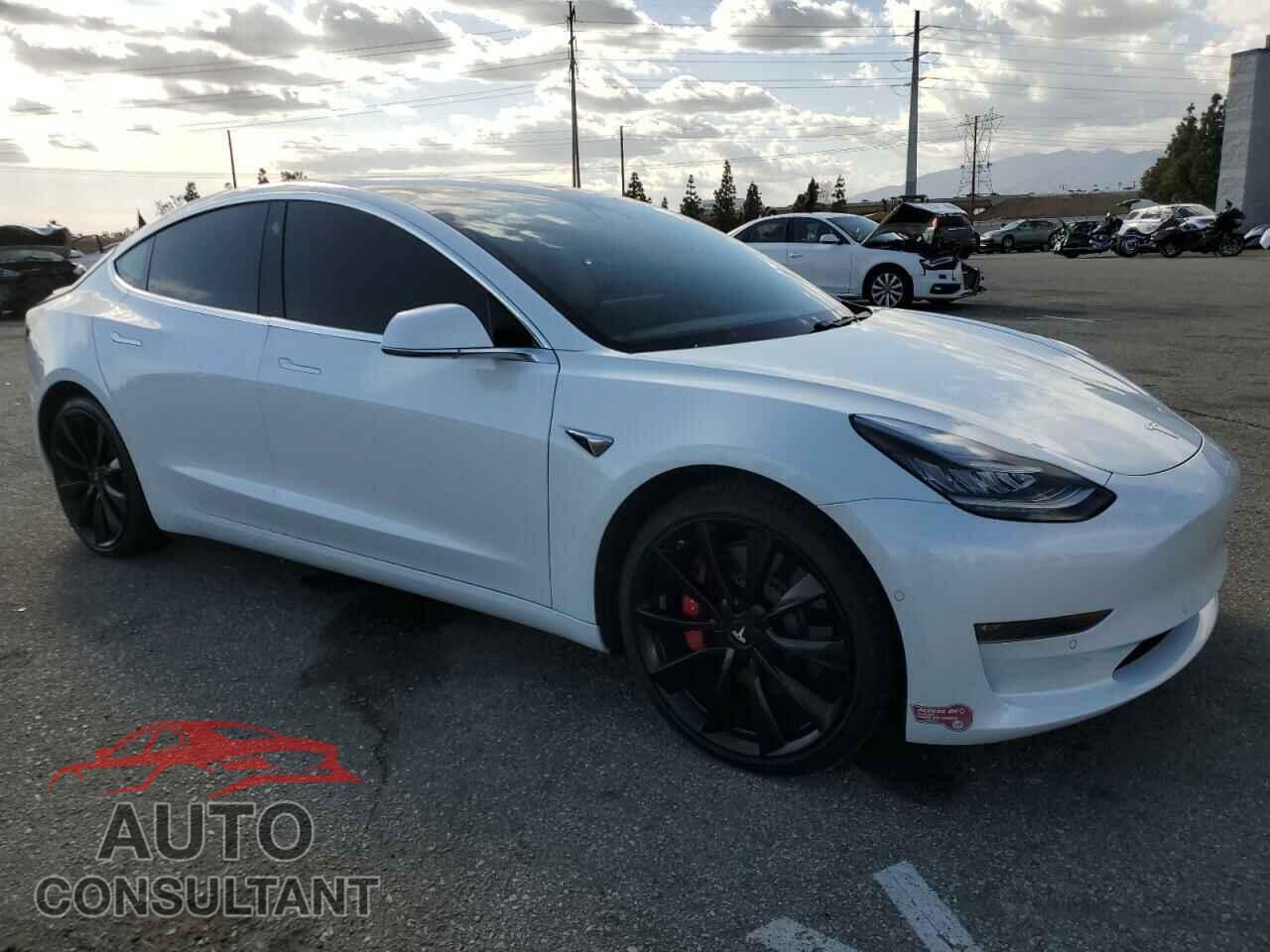 TESLA MODEL 3 2019 - 5YJ3E1EB5KF514171