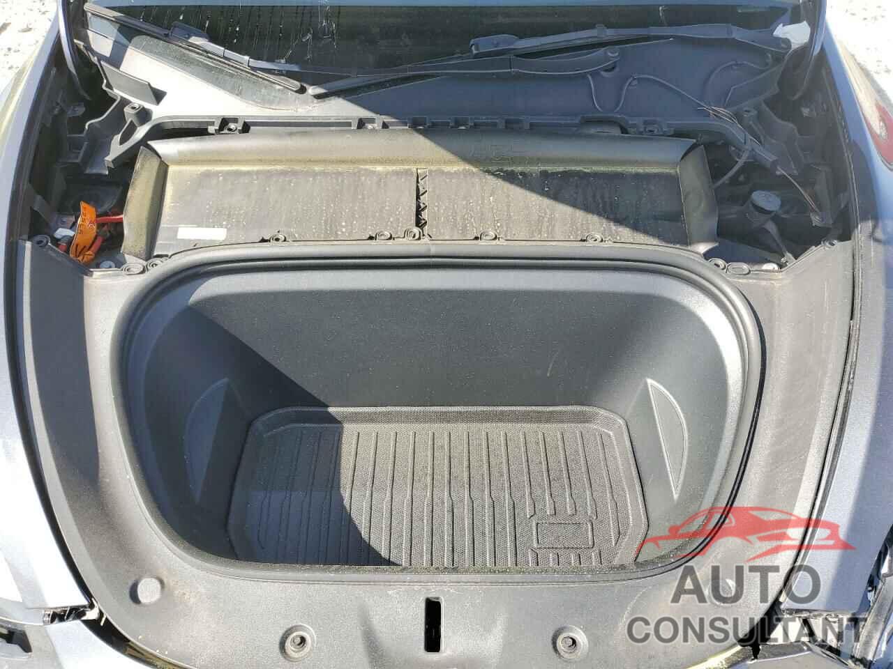 TESLA MODEL Y 2023 - 7SAYGAEE9PF662103
