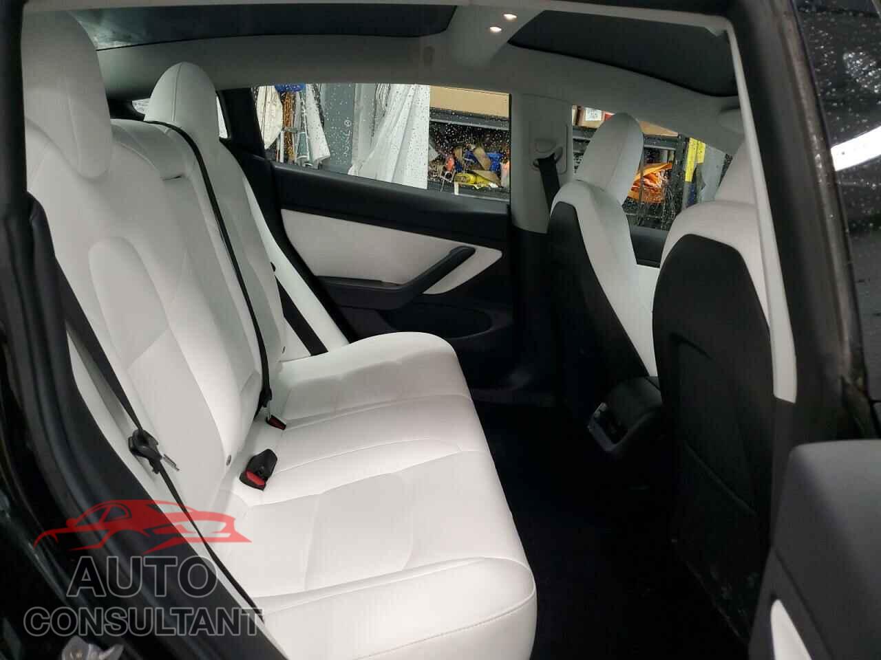 TESLA MODEL 3 2019 - 5YJ3E1EA5KF407757