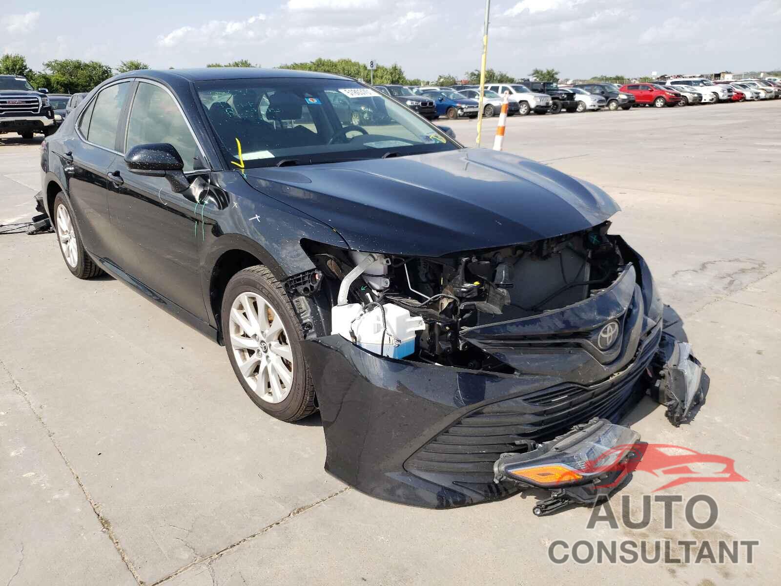 TOYOTA CAMRY 2018 - JTNB11HK1J3009299