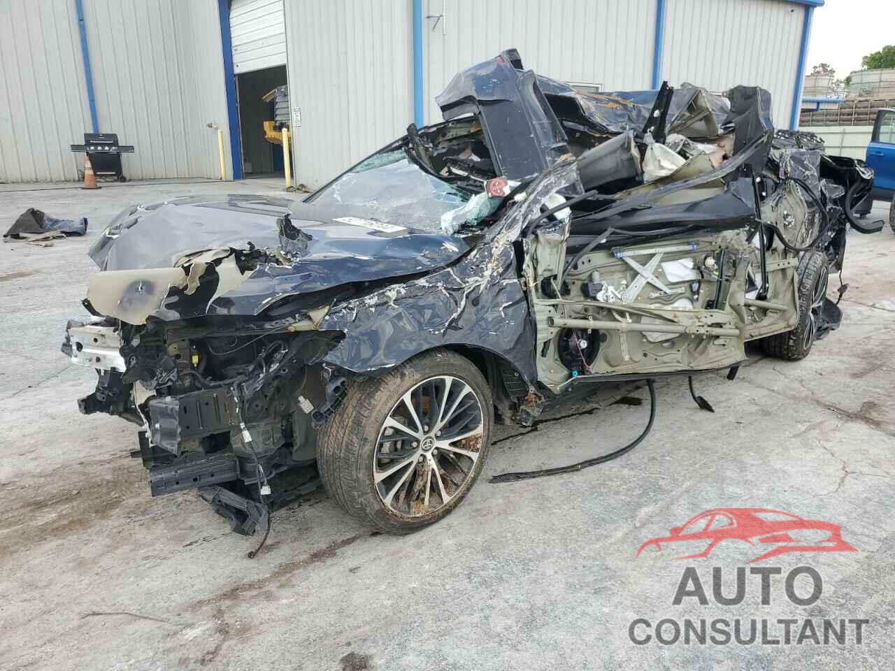 TOYOTA CAMRY 2020 - 4T1G11AK2LU964898