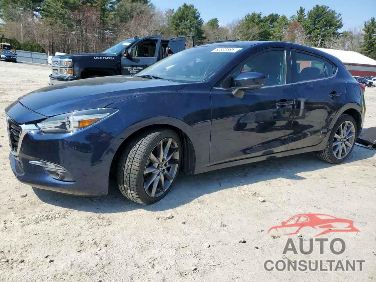 MAZDA 3 2018 - 3MZBN1M35JM225112