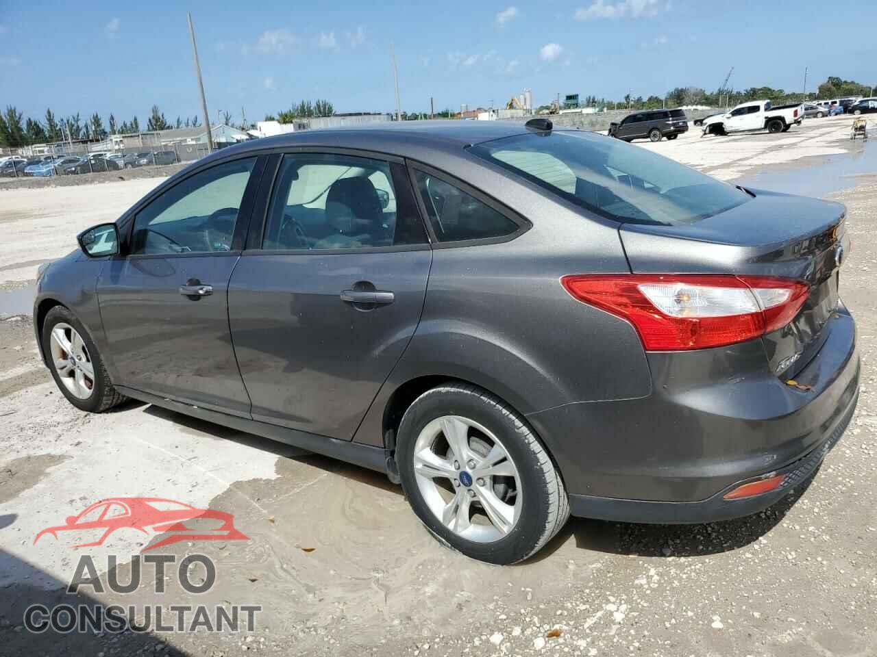 FORD FOCUS 2014 - 1FADP3F2XEL126269
