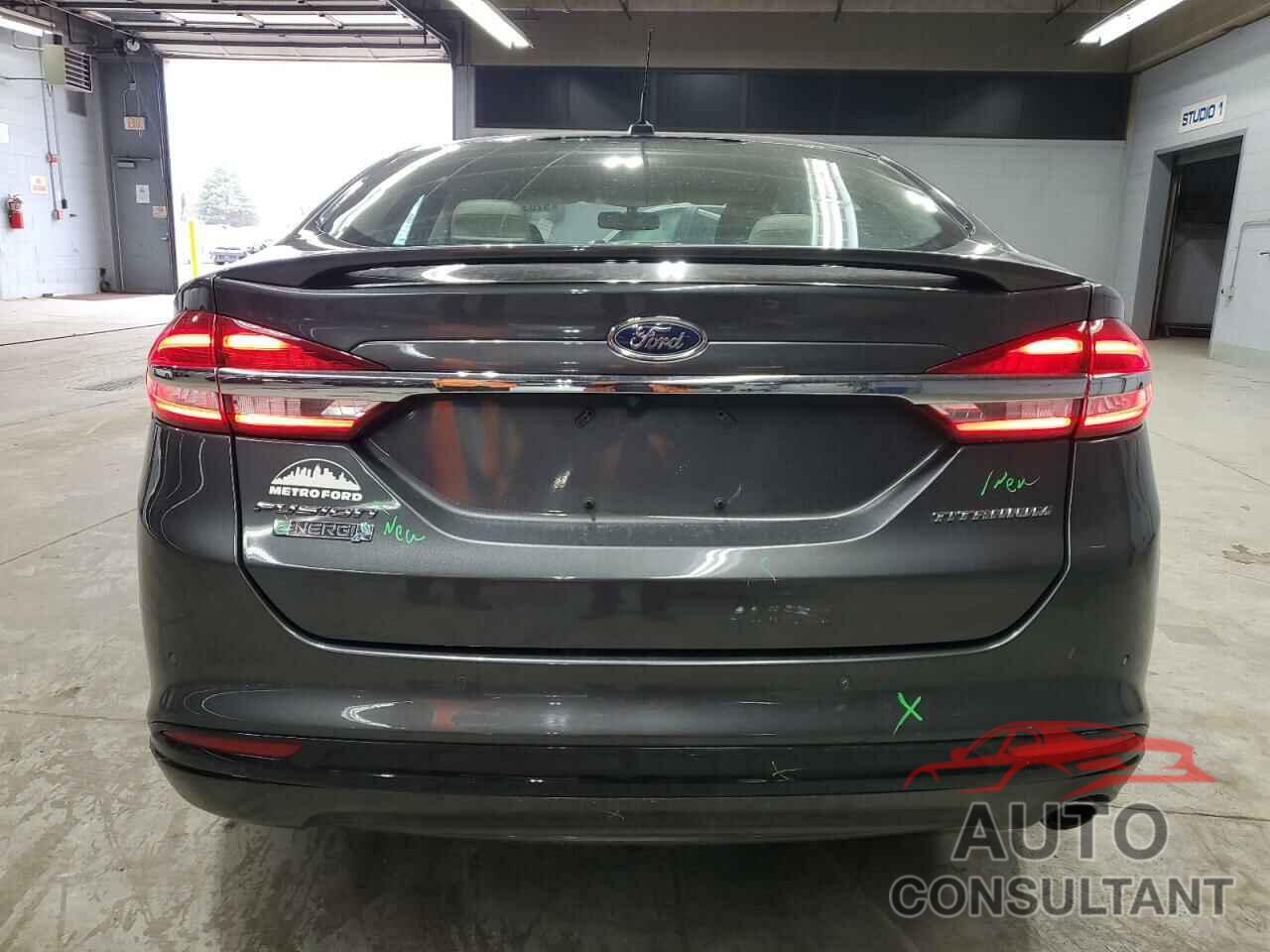 FORD FUSION 2017 - 3FA6P0SU3HR209563