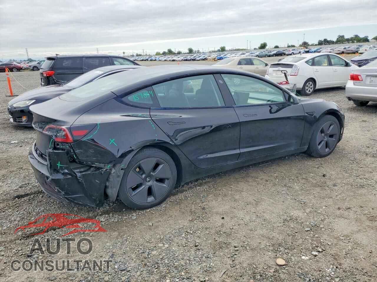 TESLA MODEL 3 2023 - 5YJ3E1EA8PF609807