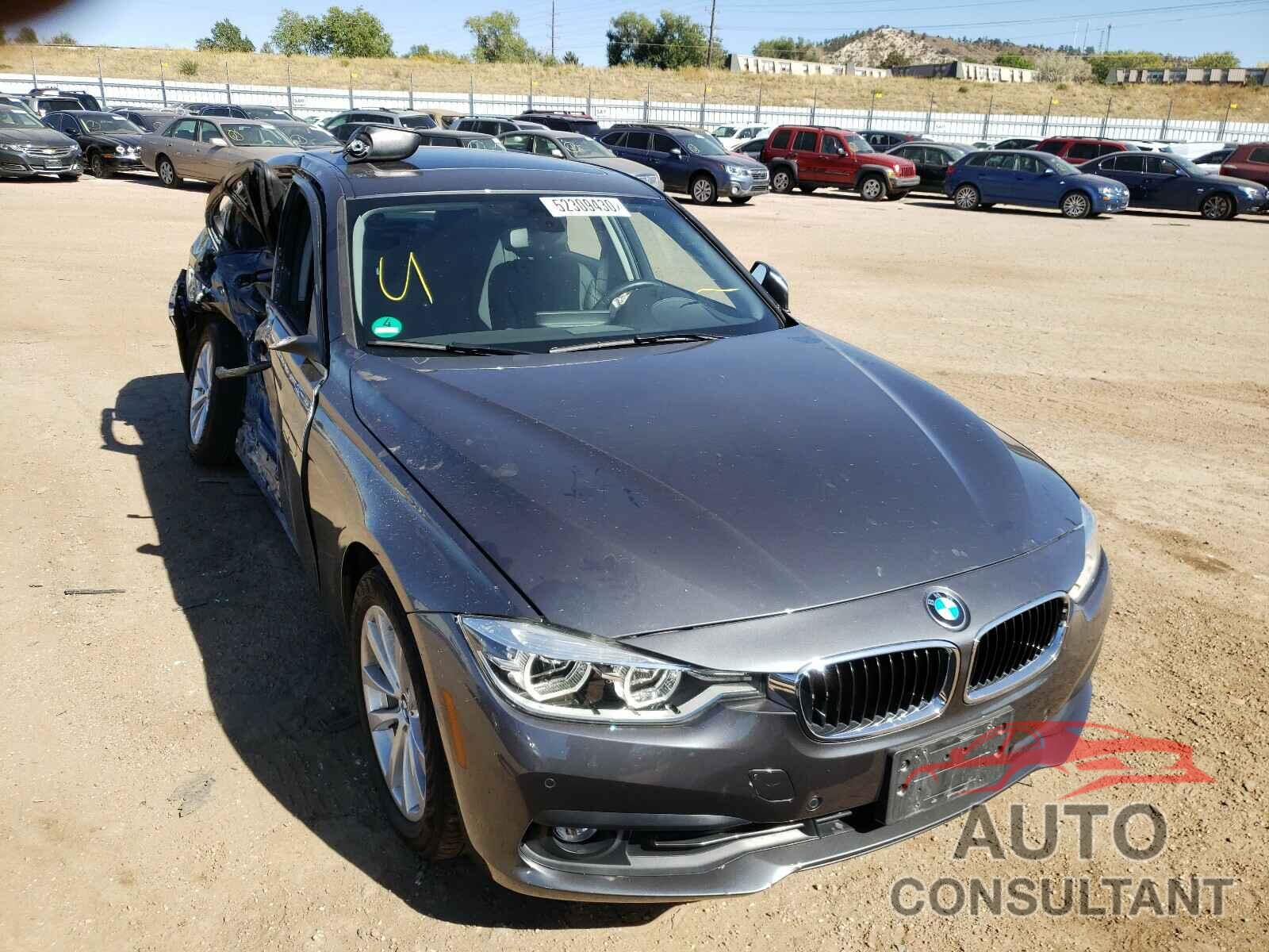 BMW 3 SERIES 2017 - WBA8A3C52HK691943