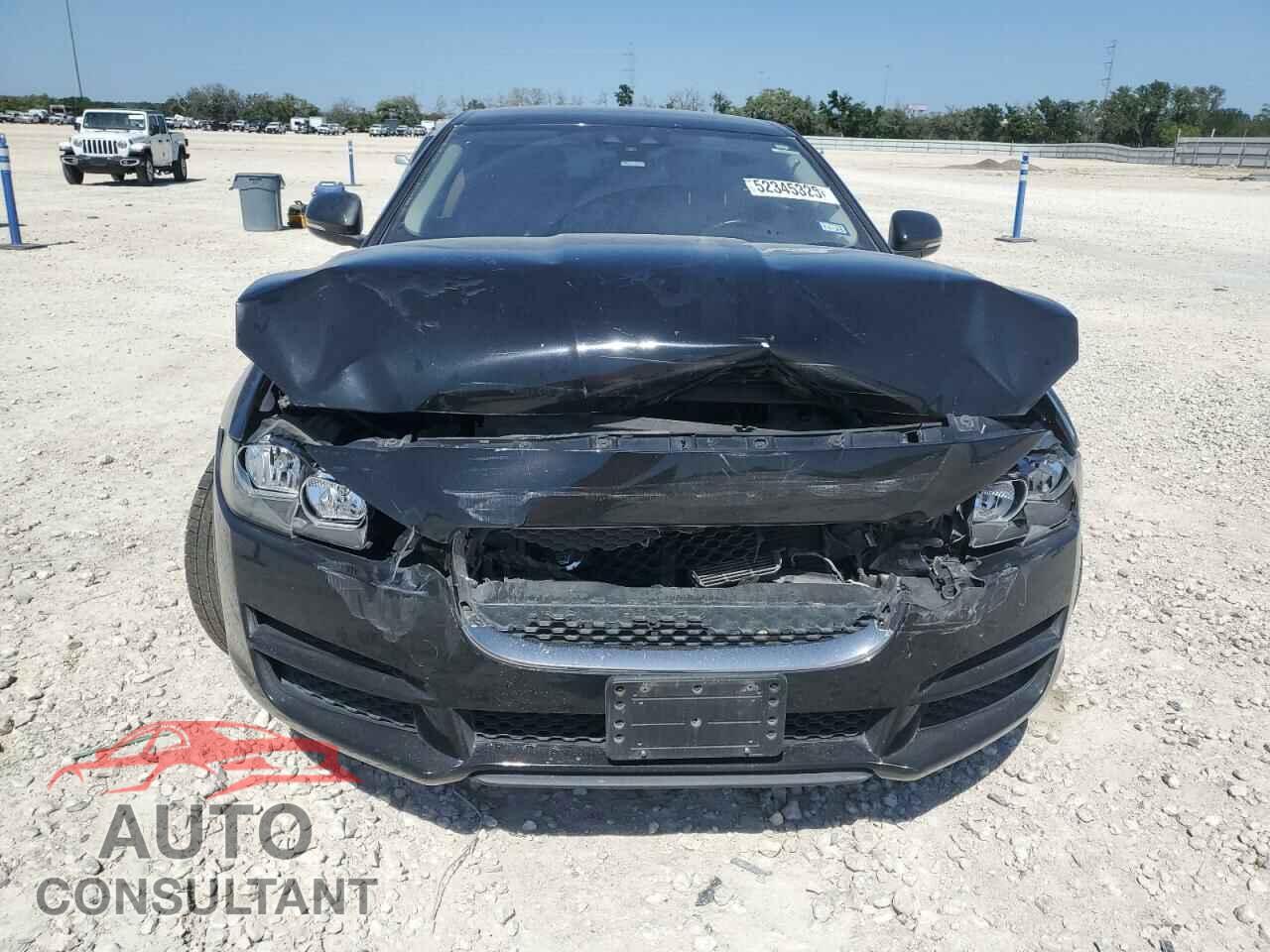 JAGUAR XE 2017 - SAJAR4BG6HA963018