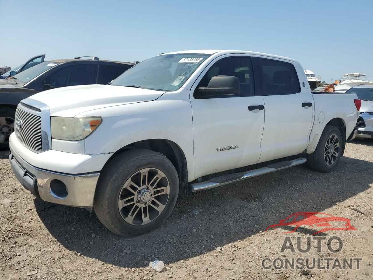 TOYOTA TUNDRA 2013 - 5TFEM5F19DX057110