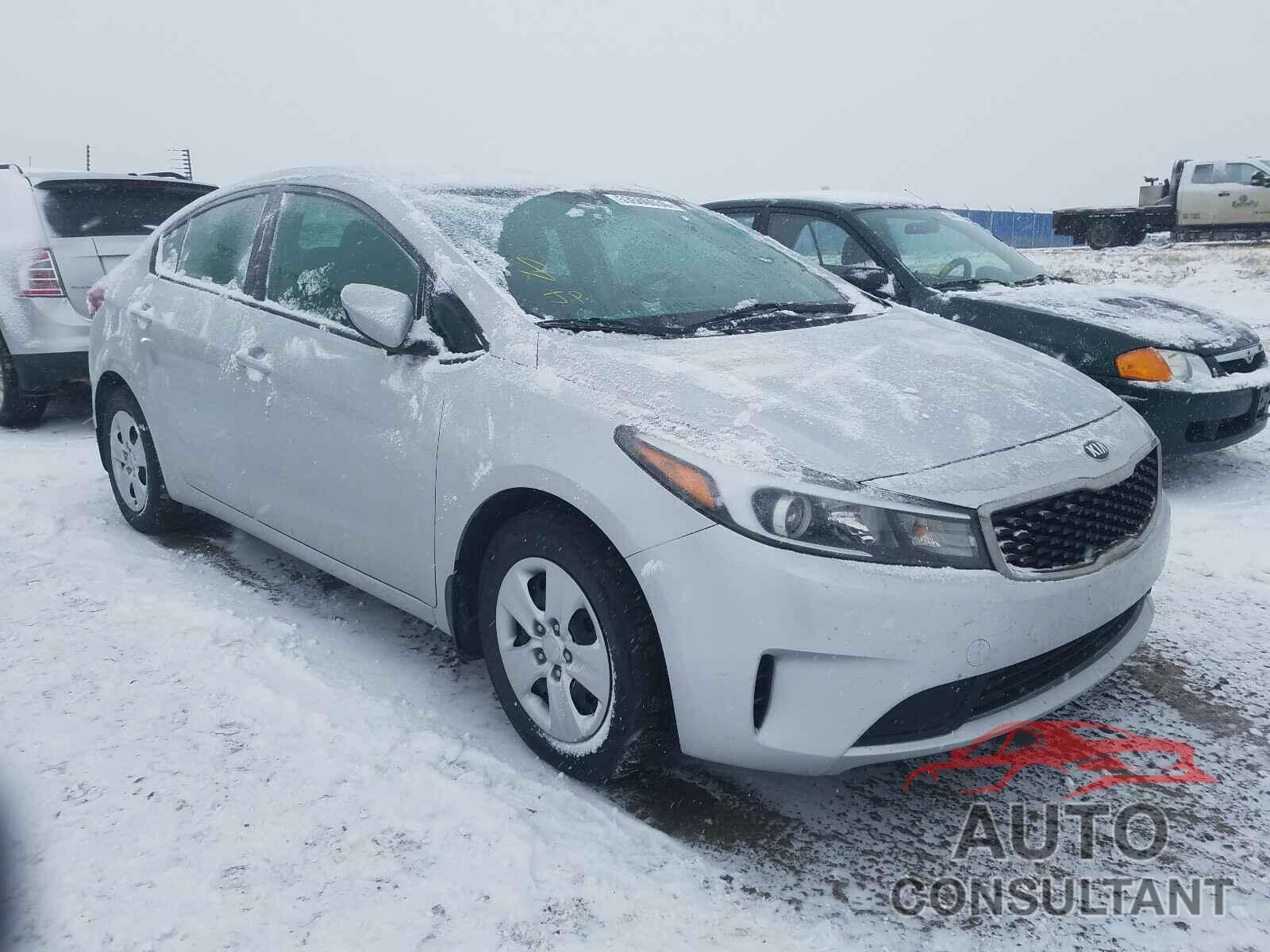 KIA FORTE 2018 - 3KPFK4A71JE252209