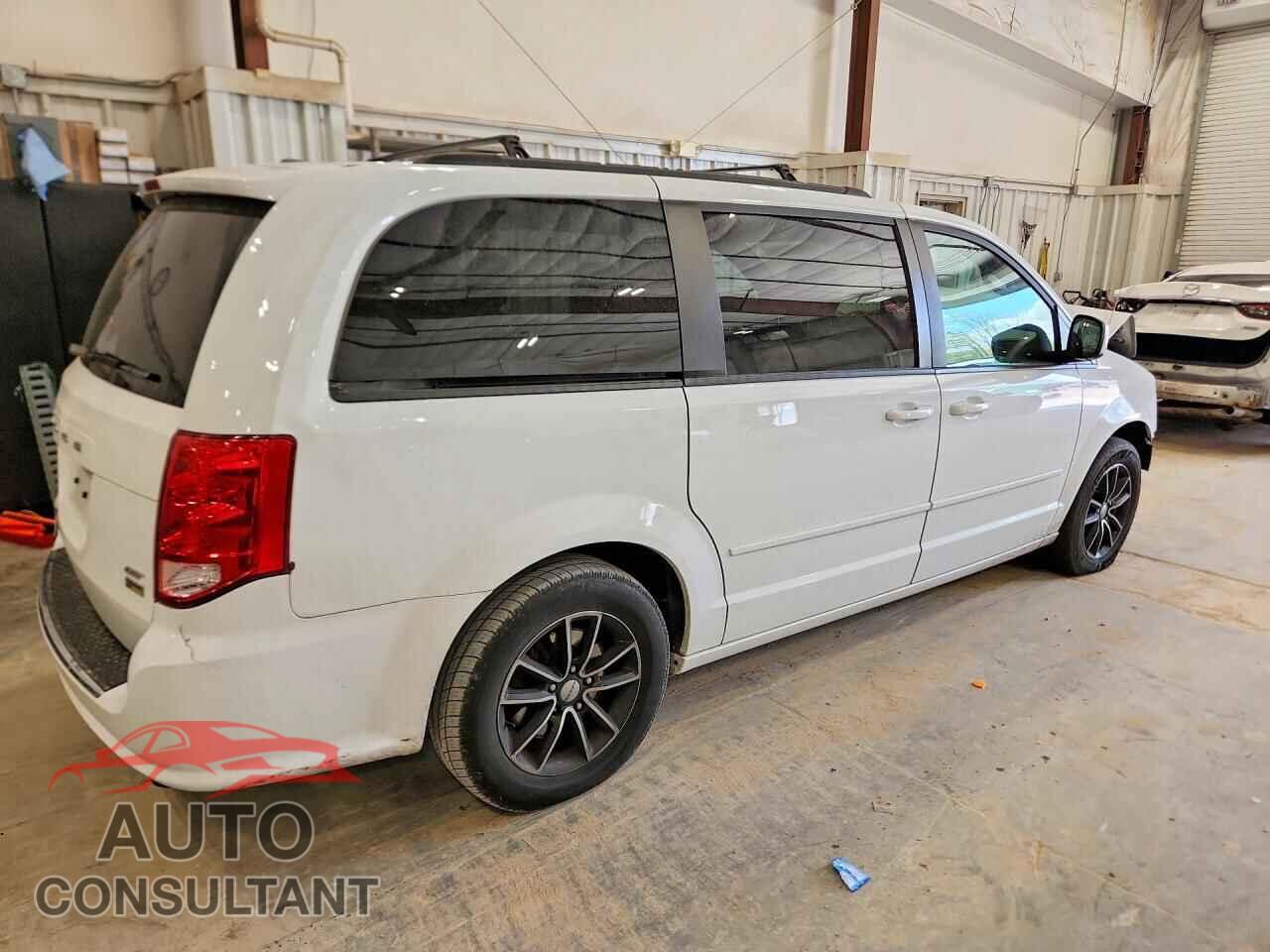 DODGE CARAVAN 2017 - 2C4RDGEG8HR696960