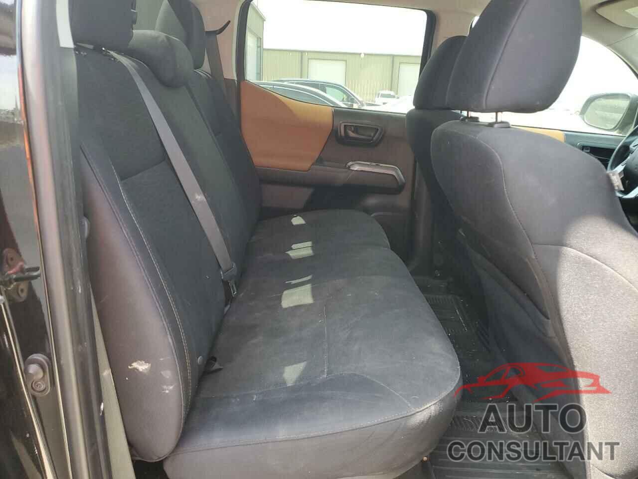 TOYOTA TACOMA 2019 - 5TFAX5GN0KX135830