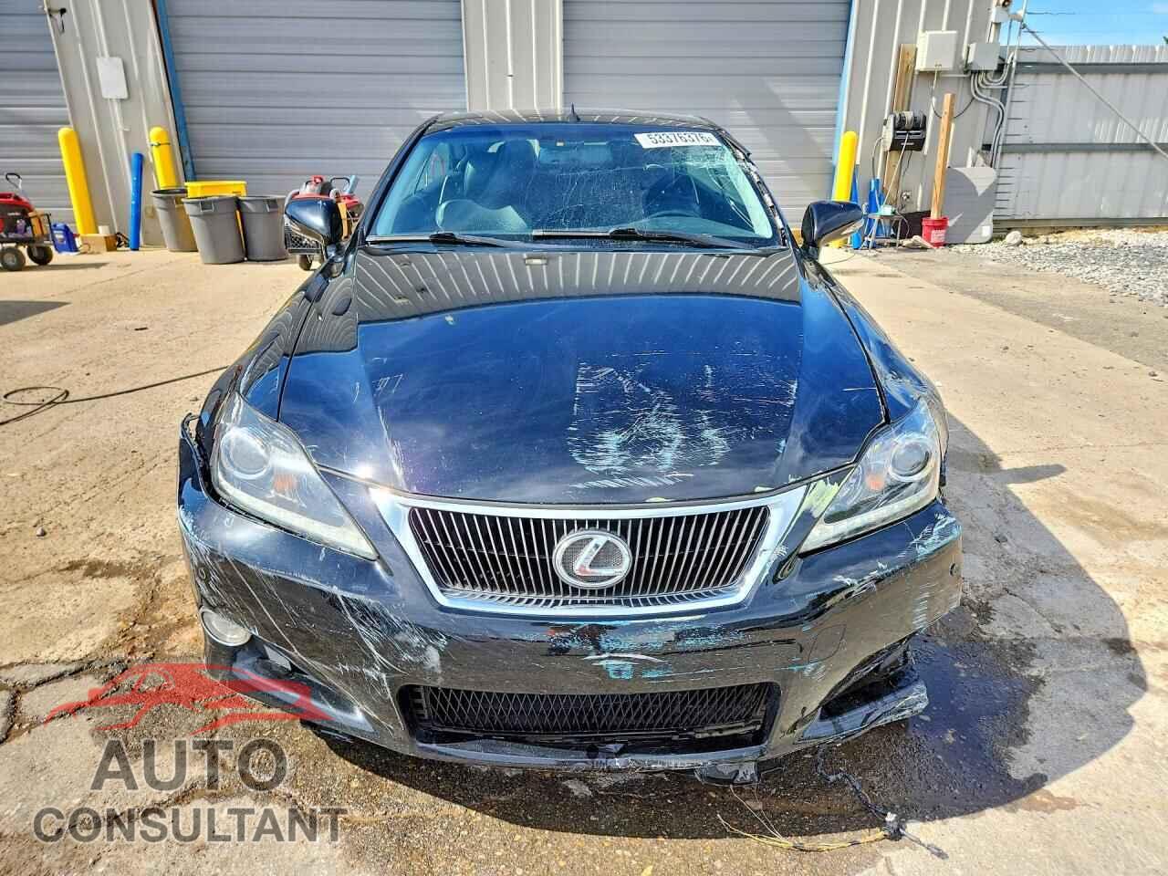 LEXUS IS 2012 - JTHFE2C27C2507246
