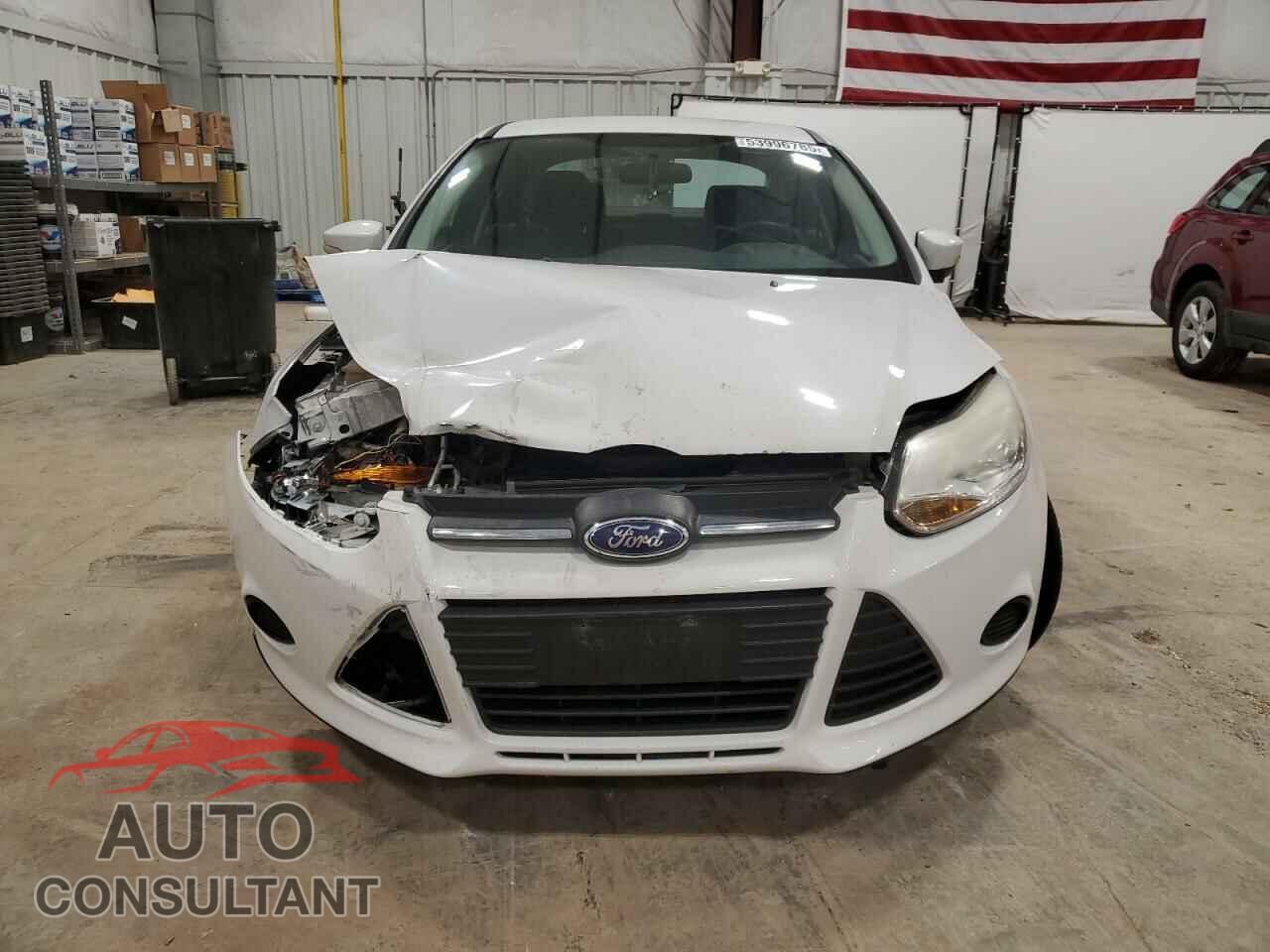 FORD FOCUS 2013 - 1FADP3F2XDL332142