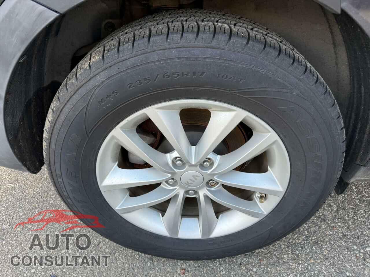 KIA SORENTO 2017 - 5XYPGDA33HG326827