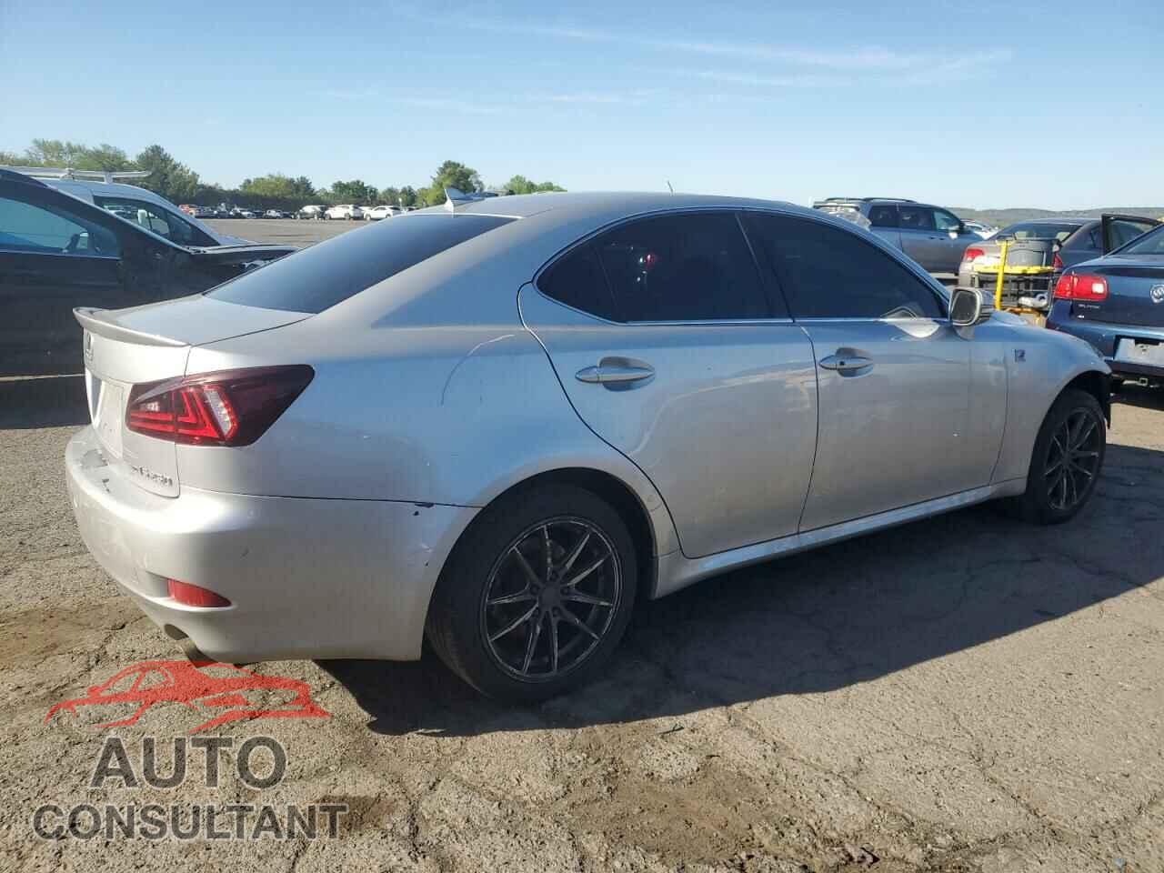 LEXUS IS 2010 - JTHCF5C22A5036037